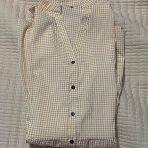Amazon Women’s Long Sleeve Gingham Button-Up Dress Shirt in Beige and White